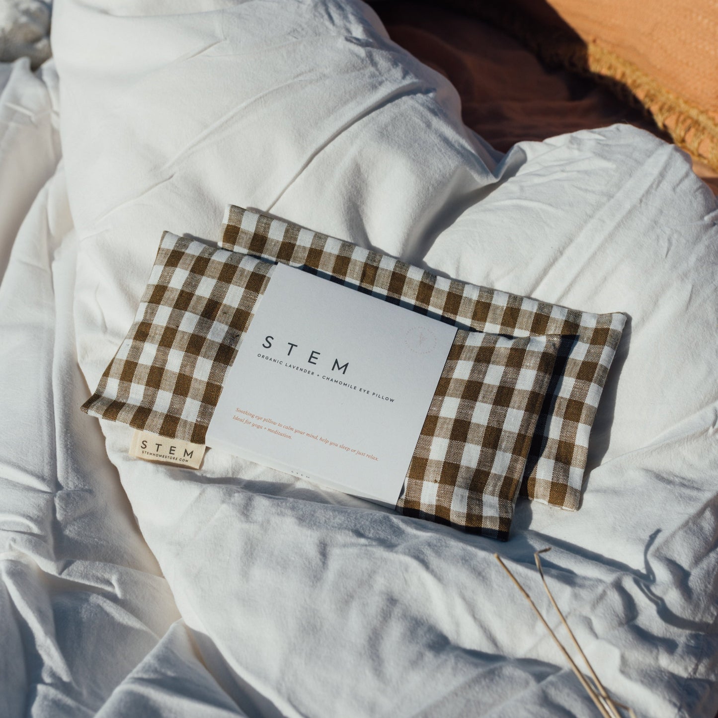 LAVENDER + CHAMOMILE EYE PILLOW - OLIVE GINGHAM (Limited Edition)