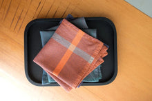Load image into Gallery viewer, COTTON WASH CLOTH - CURRANT &amp; PUMPKIN
